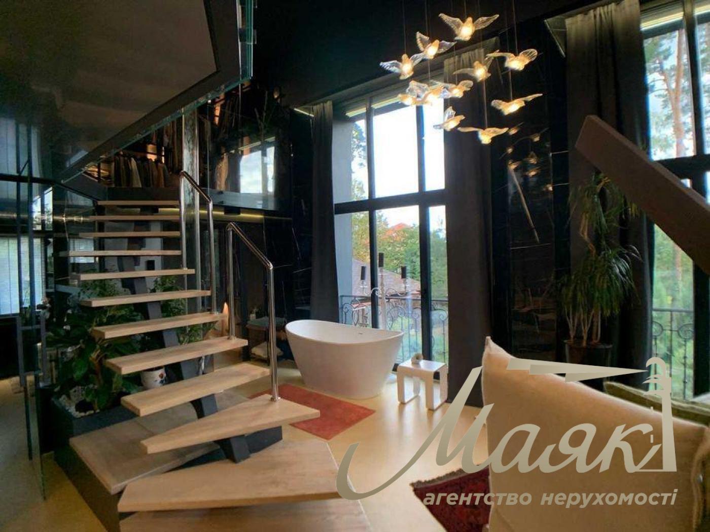 Аренда дома 200м2 в с. Романков, Киево-Святошиснкий район