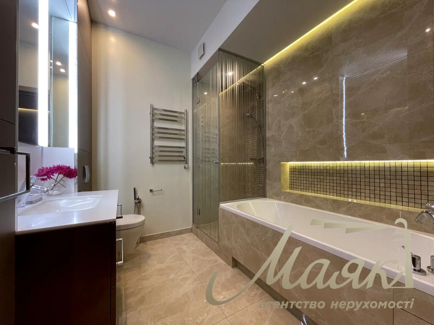 Оренда 4-кімнатної квартир 190 м² ЖК Новопечерські Липки, вул. Драгомирова, 20, Печерський район.