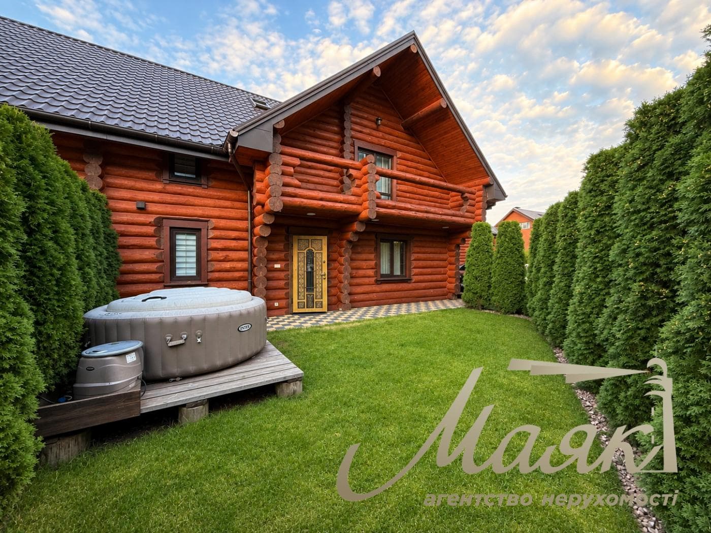 Оренда 3-поверхового будинку площею 280 м², Голосіївський район, Мишеловка