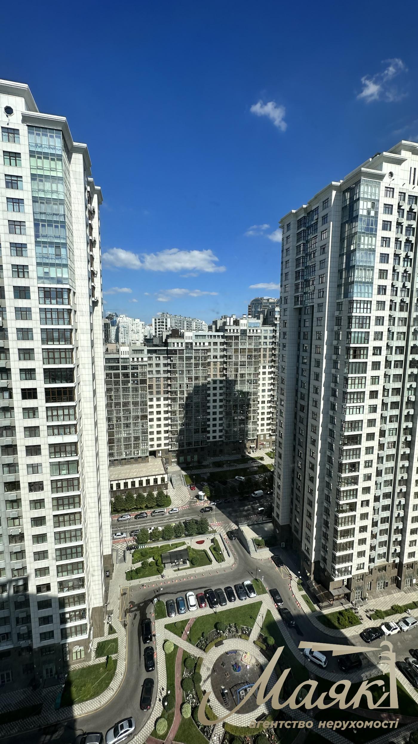 Продаж 1-ї кімнатної квартири, 57 м2 в ЖК Новопечерські Липки Драгомирова 7 черга