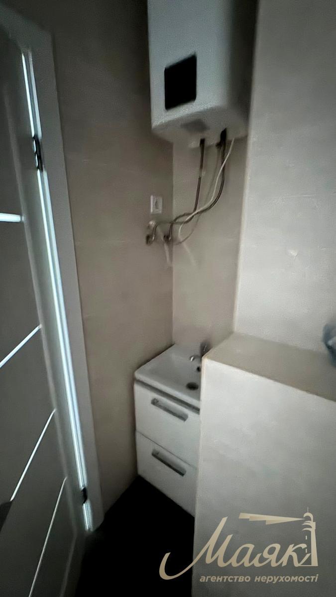 Commercial premises for rent in LCD Faina Town, Salutnaya street 2 -B