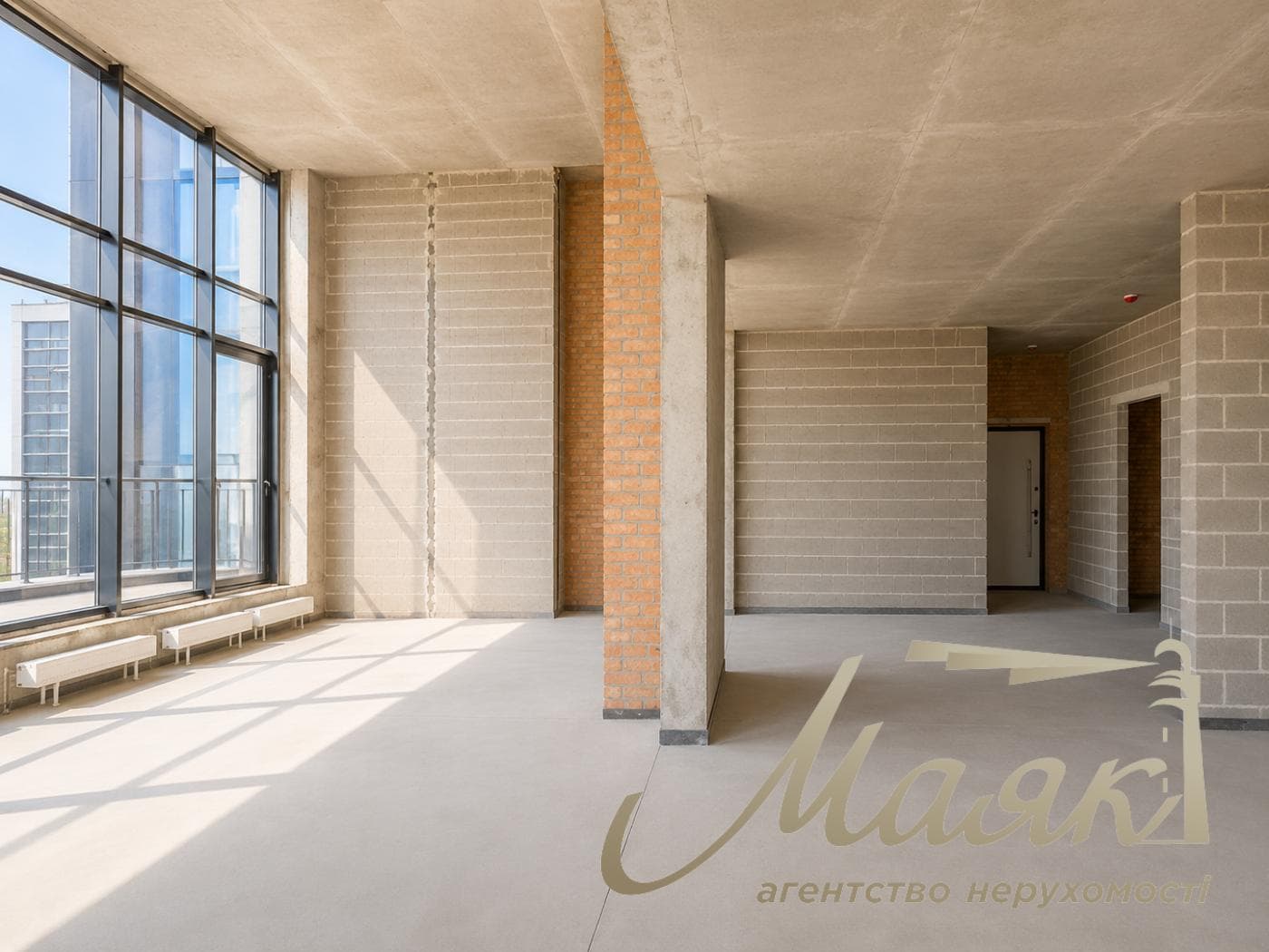 Продаж унікального пентхауса 212 м2 з панорамною терасою в ЖК TRIIINITY, Київ