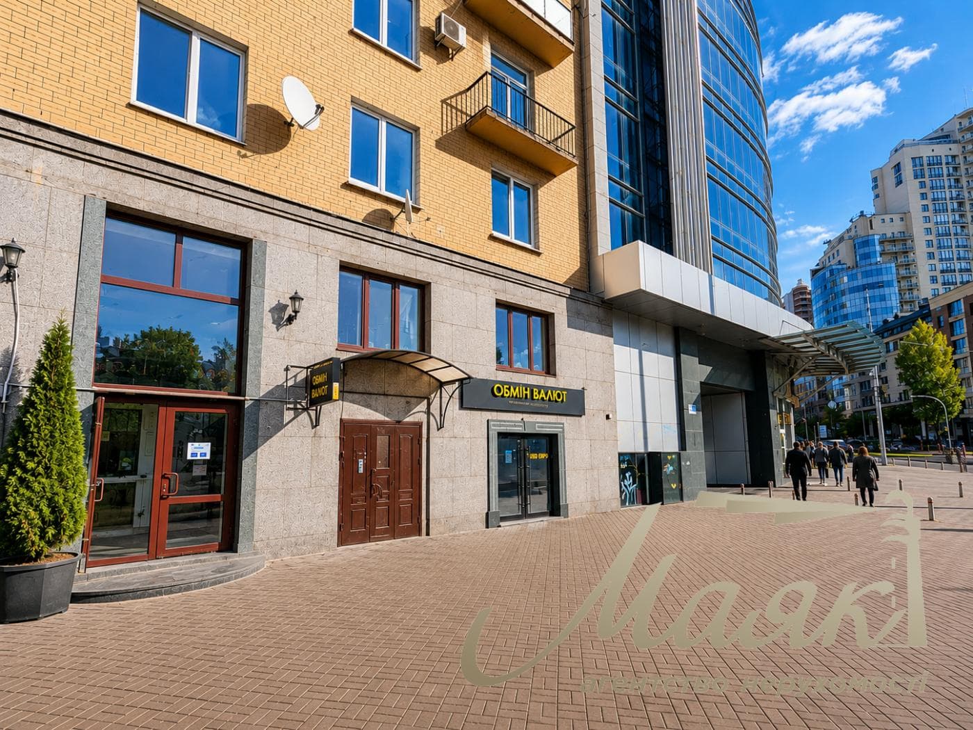 Оренда офісу площею 212 м² на вул. Олеся Гончара, Шевченківський район, Центр
