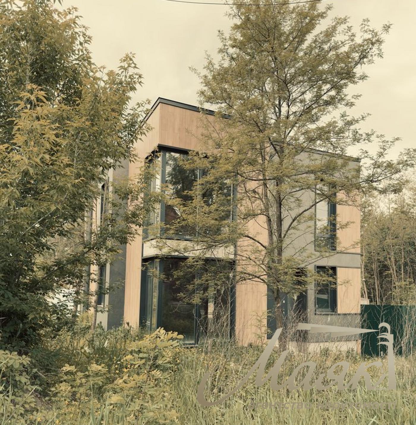 Продаж будинку преміум-класу в Новій Ходосівці - котедж 180 м² на ділянці 5 соток, Києво-Святошинський район.