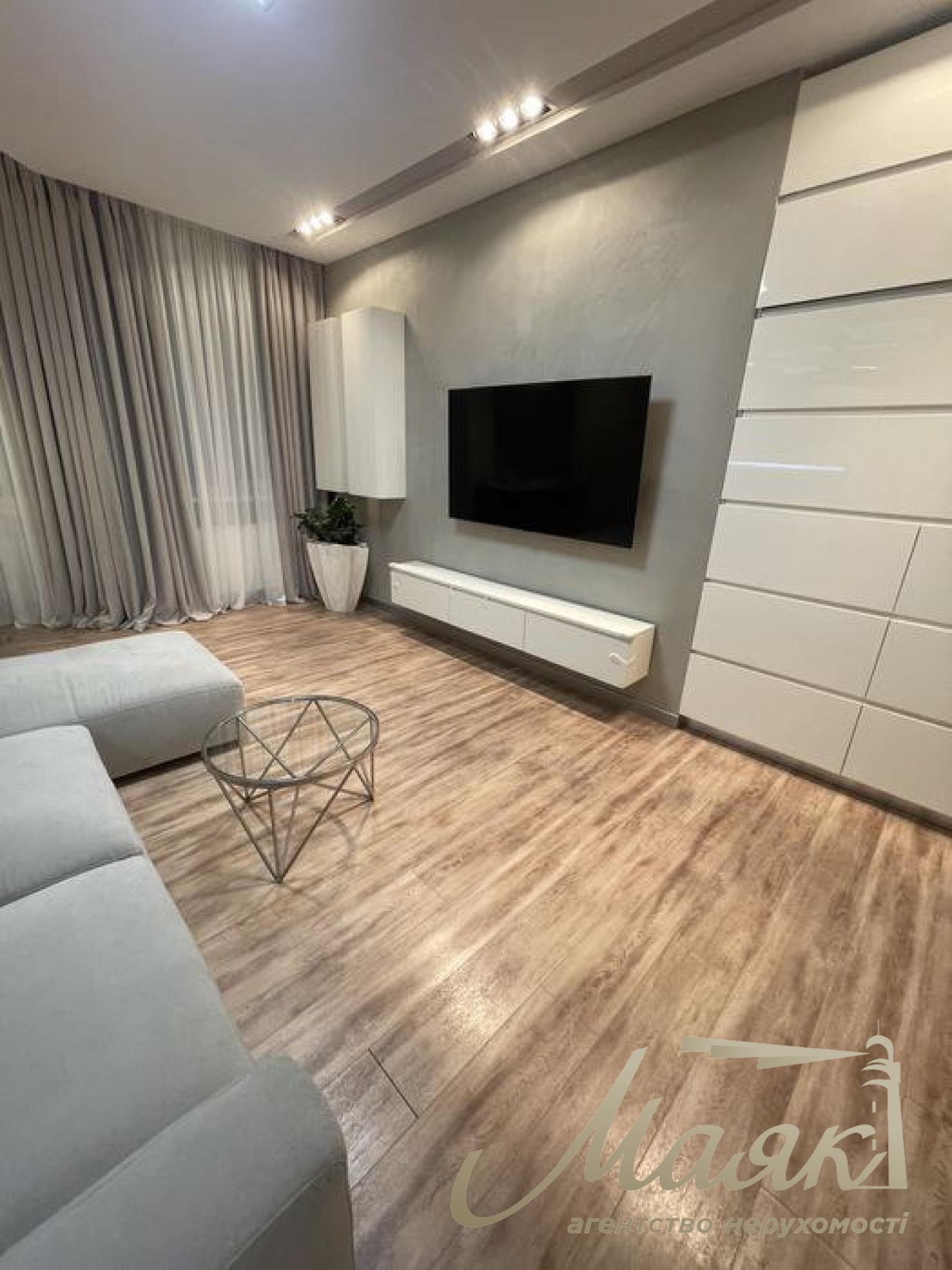 Продажа 3-комнатной квартиры, 110 м2 в ЖК Престиж холл Тютюнника Печерск