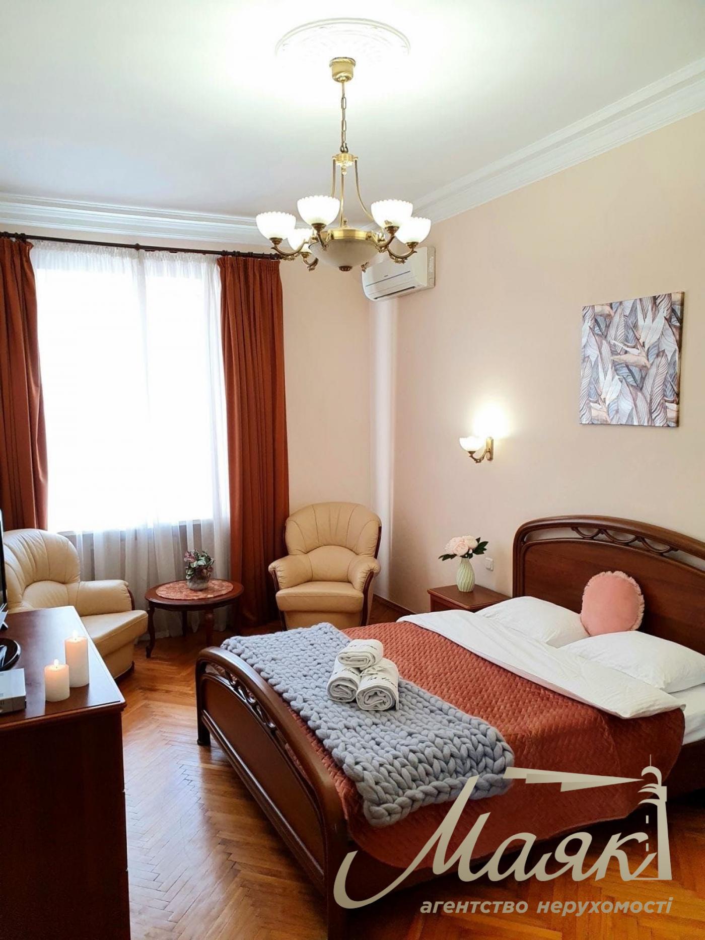 Аренда 2-комнатной квартиры 55м2, ул.Бориса Гринченко, метро Майдан Независимости