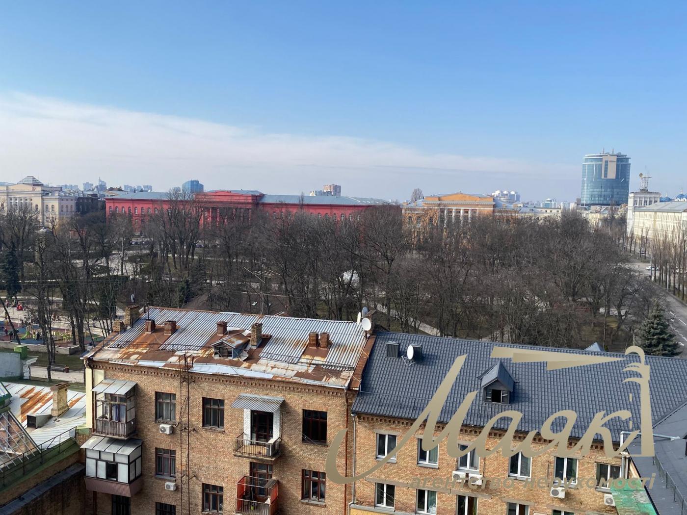 Оренда офісу 216 м2 на бульвар Тараса Шевченка, Центр