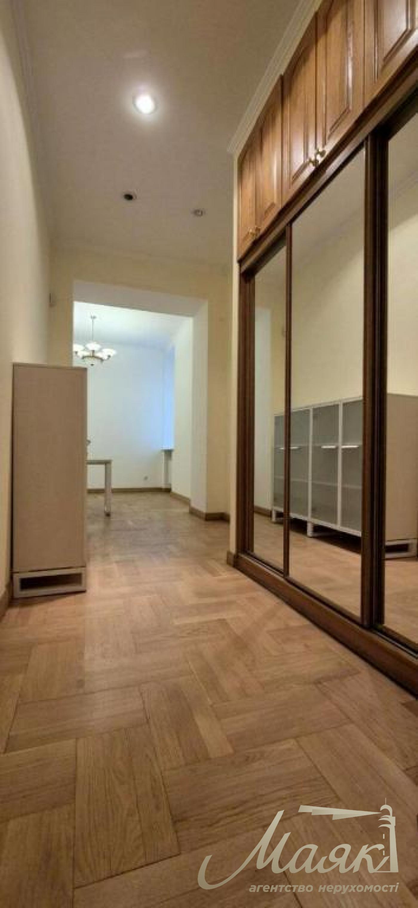 Оренда офісу 120 м2 вул. Інститутська, 19В, Печерський р-н