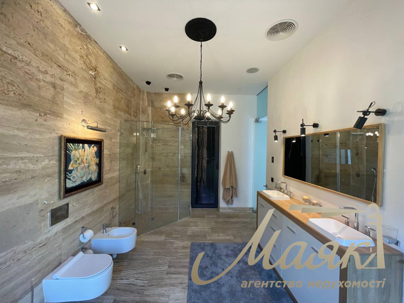 Оренда будинку Лісники- 200 м2 у котеджному містечку Хутір Ясний, з виходом на озеро, 10 соток