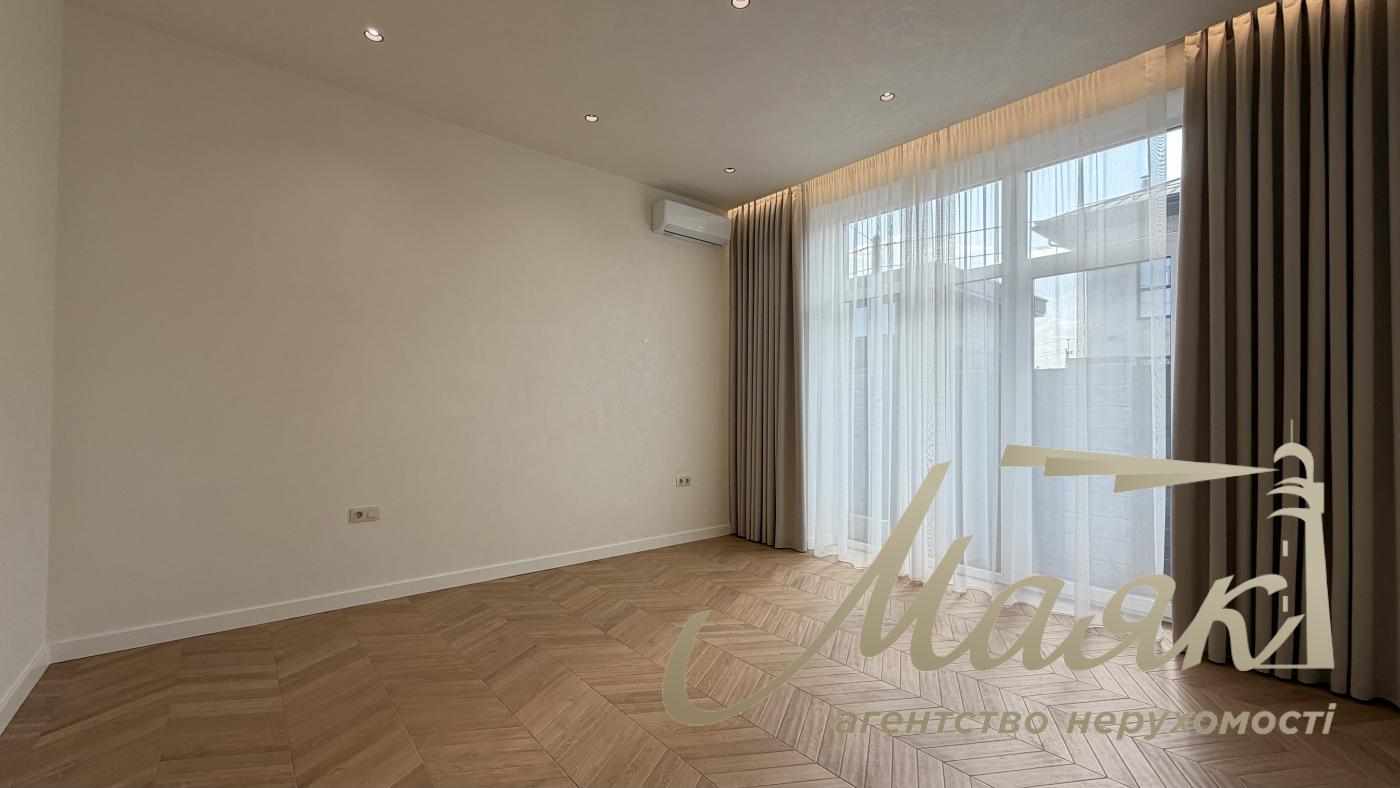 Продаж 2-х поверхового будинку 246м2, Ходосівка