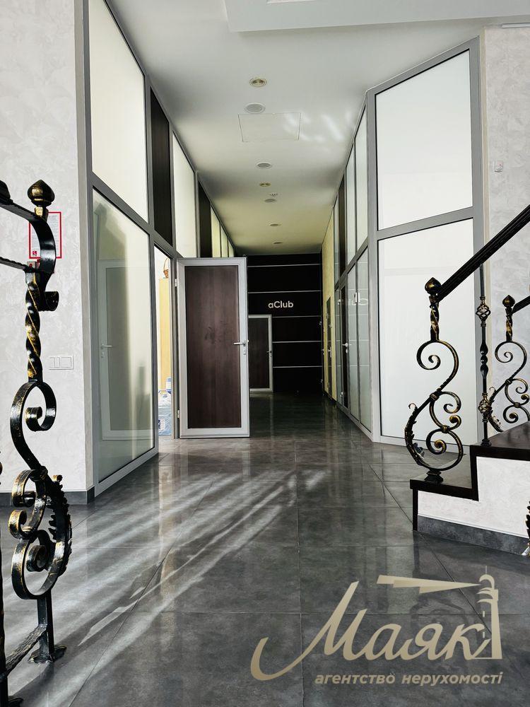 Rent commercial premises 500m2 in Pechersk