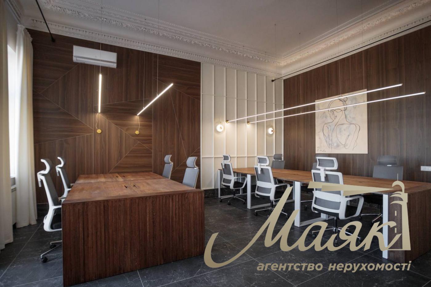 Furnished office for sale in the Center (100m2) Bolshaya Vasilkovskaya st., 38