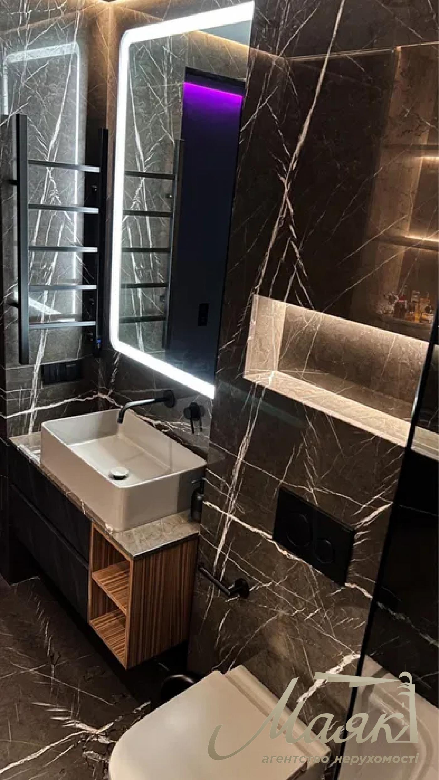 Продажа двухуровневой 2к квартиры ЖК Комфорт Таун, ул. Березнева, Соцгород