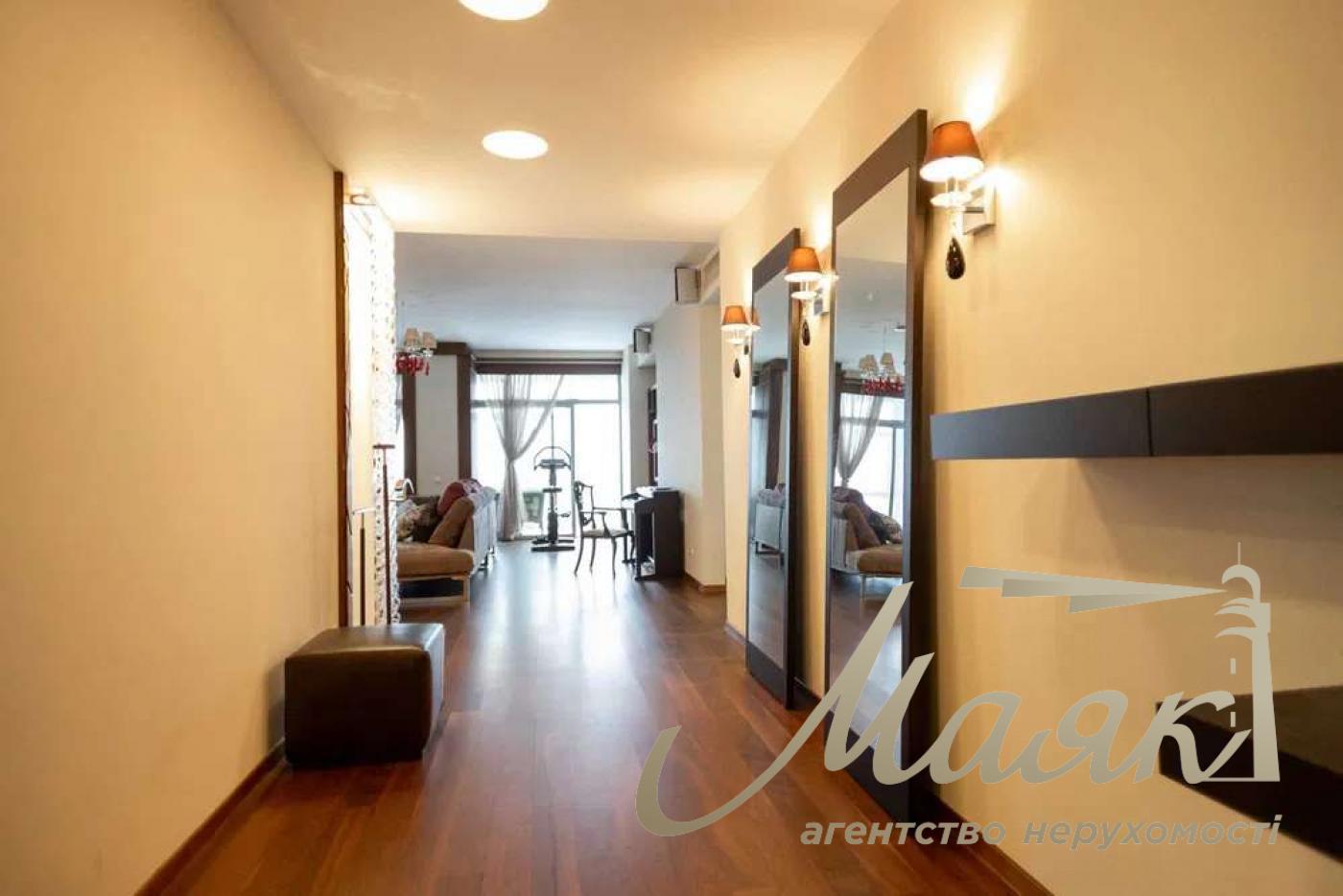 Продаж 4к-квартири 195 м2 вул. Панаса Мирного, 17 Печерський район