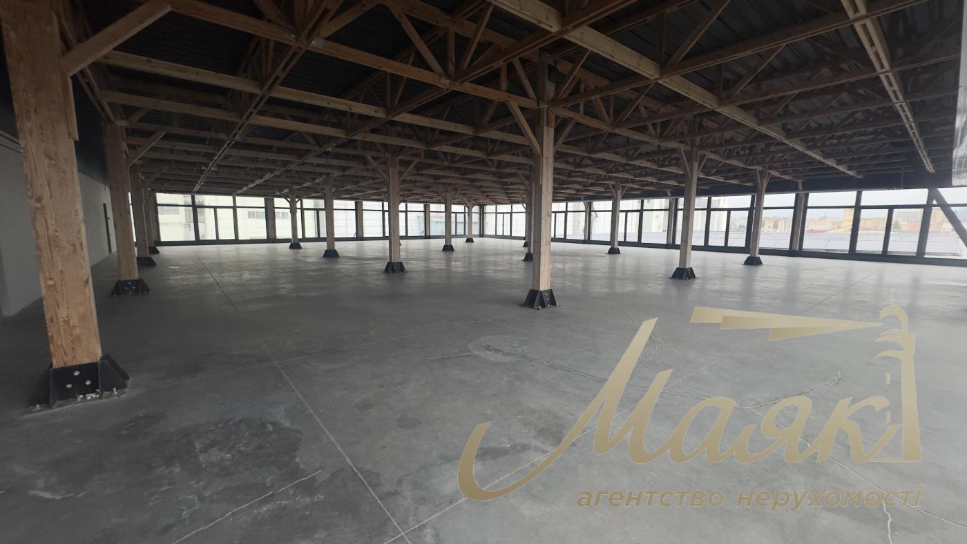 Оренда складу А+ класу 2100 м2 на Подолі