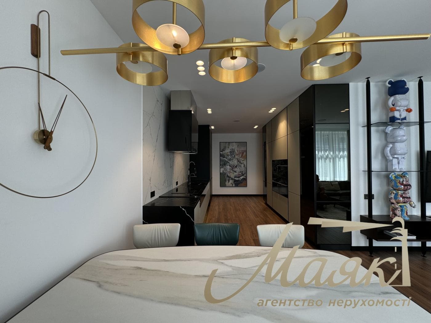 Продажа 3к квартиры 150м2 в ЖК Новопечерские липки, Драгомирова 17, Печерск, Киев