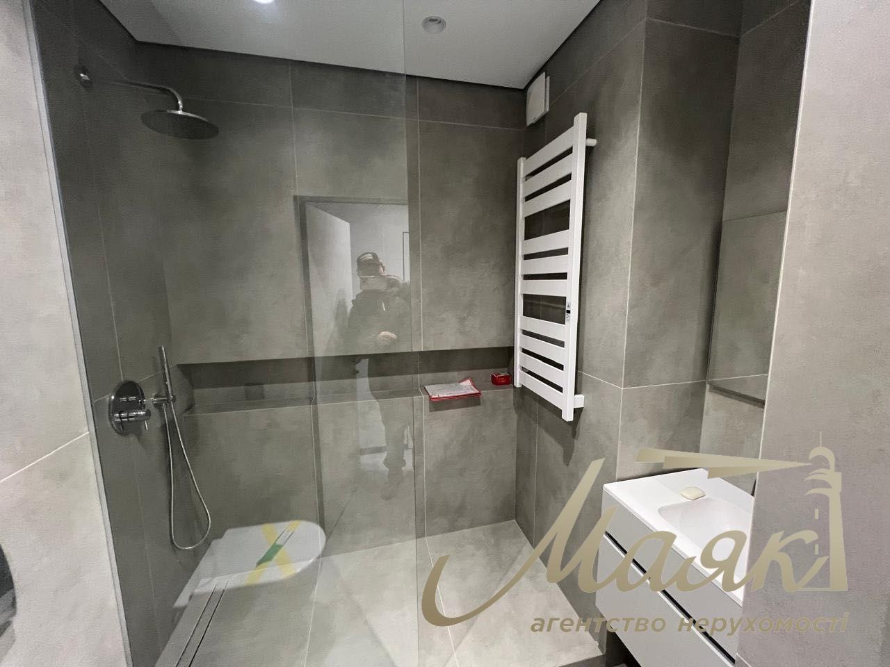 Продажа 2к. квартиры 65 кв.м в ЖК White Lines, просп. Голосеевский