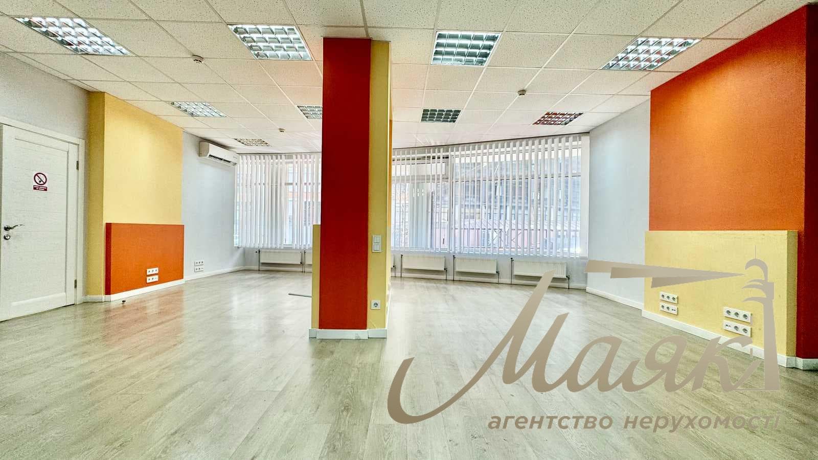 Office for rent: 1st floor, 227 m², 32-B Yevhen Konovalets St., Pechersky District