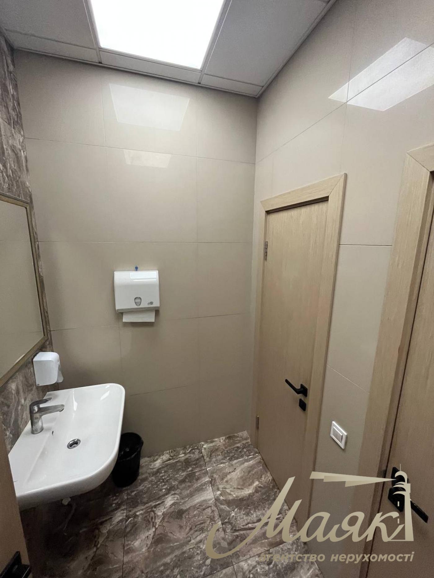 Furnished office for rent 244 sq.m. in BC IQ on Bolsunovskaya str.