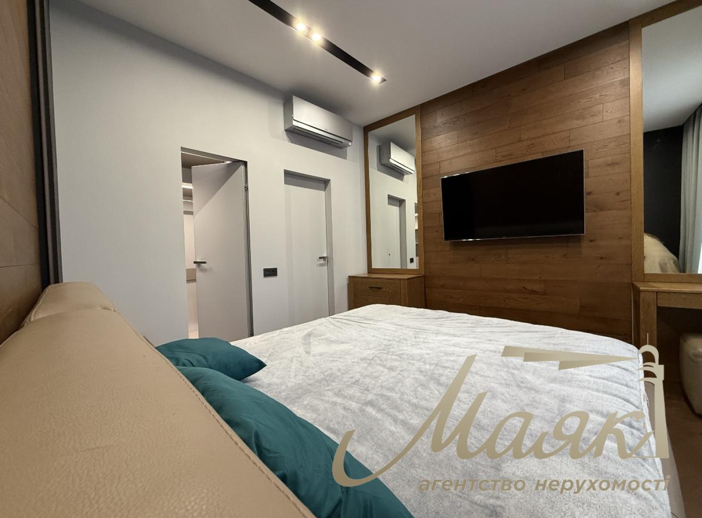 Оренда / Квартира / Барбюса Анрі, Печерськ, Київ