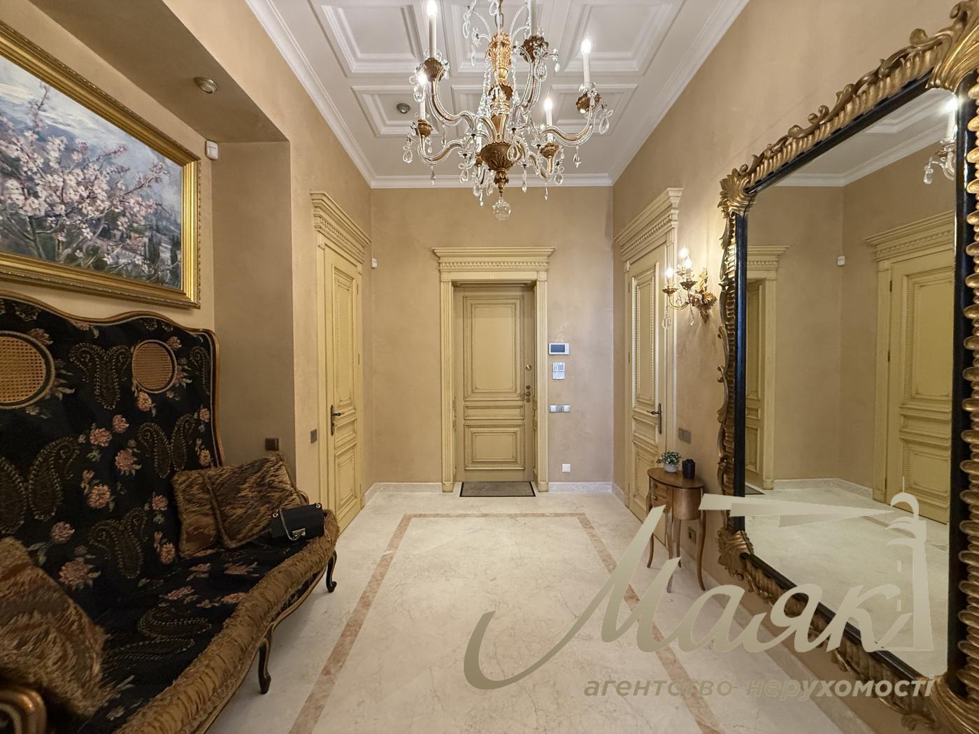 Аренда видовой 3к квартиры 245 кв. м на ул. Паторжинского 14, Центр, Шевченковский район