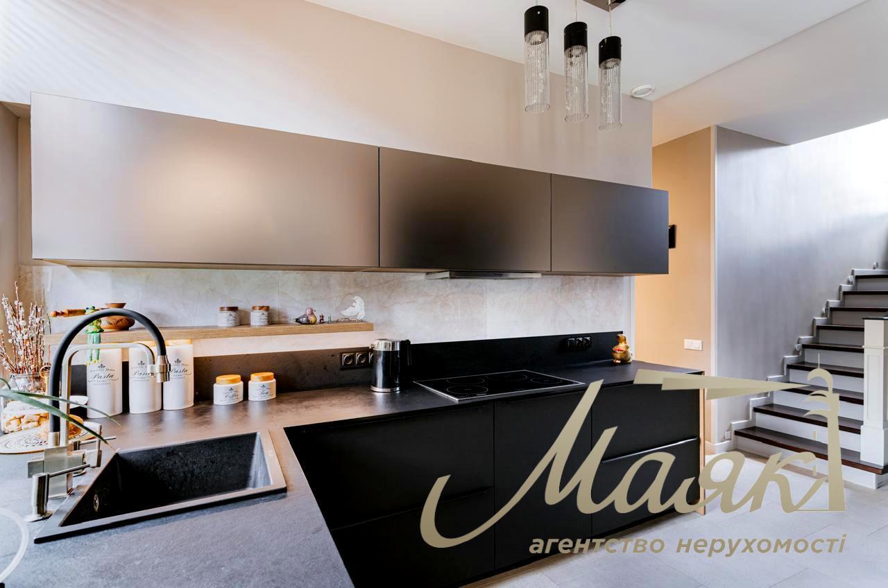 Rent a house 176m2 with. Kruglik KM "Kruglik" by the lake and coniferous forest