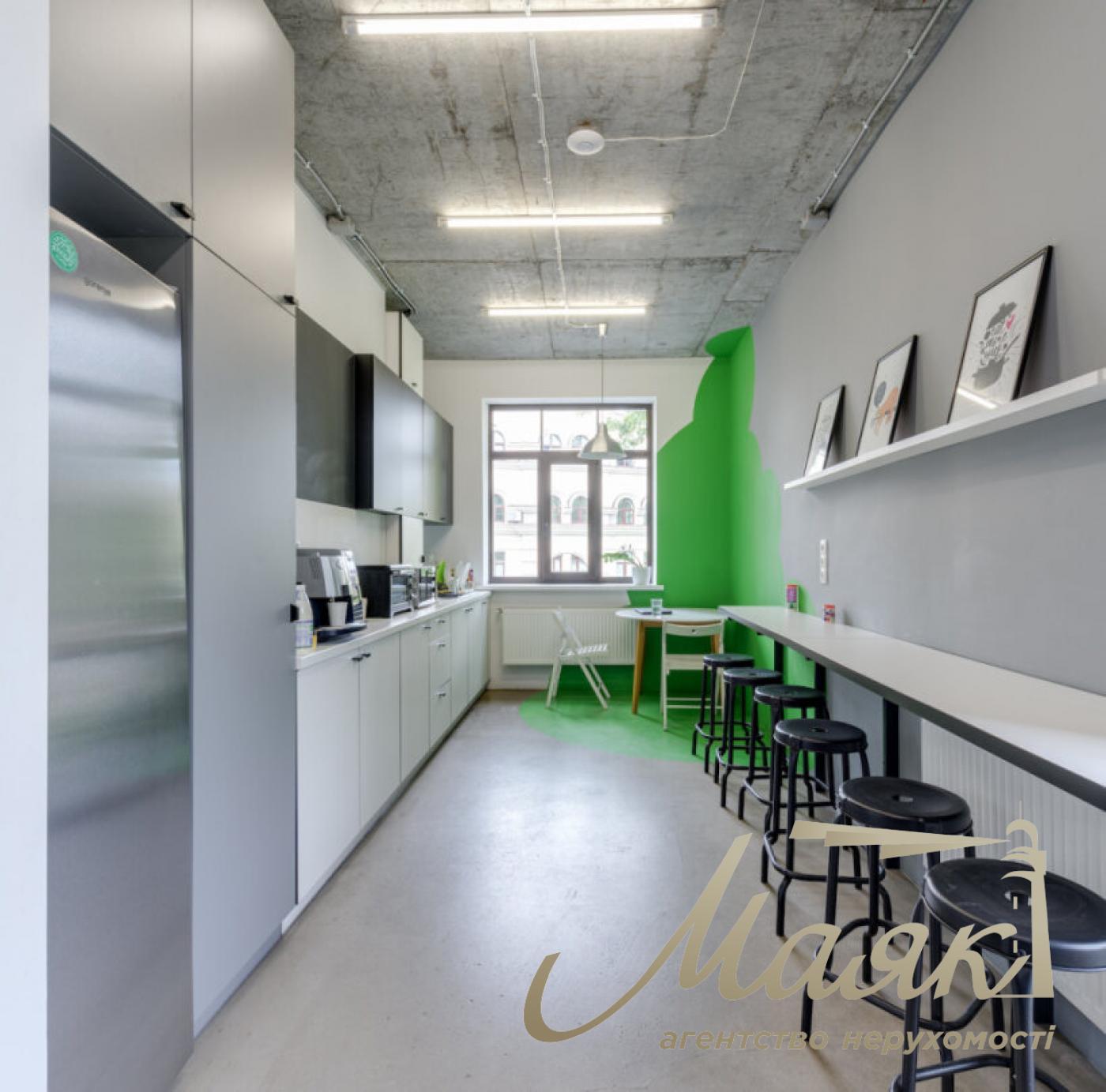 Rent office 130 sq.m. on Vozdvizhenska street 51, Podol