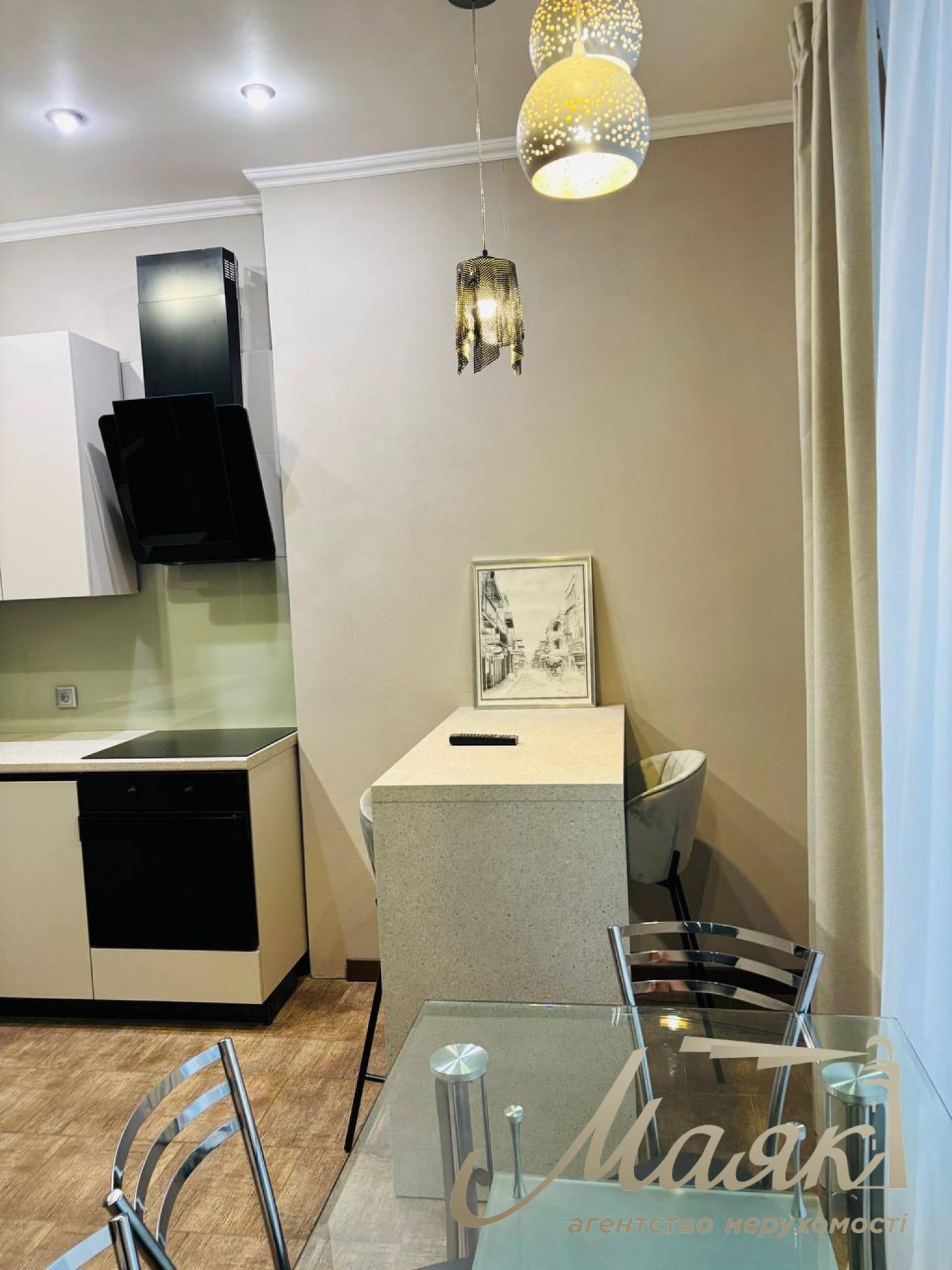 Аренда 1-комнатной квартиры 58м2 ЖК Новопечерские Липки улица Драгомирова 14