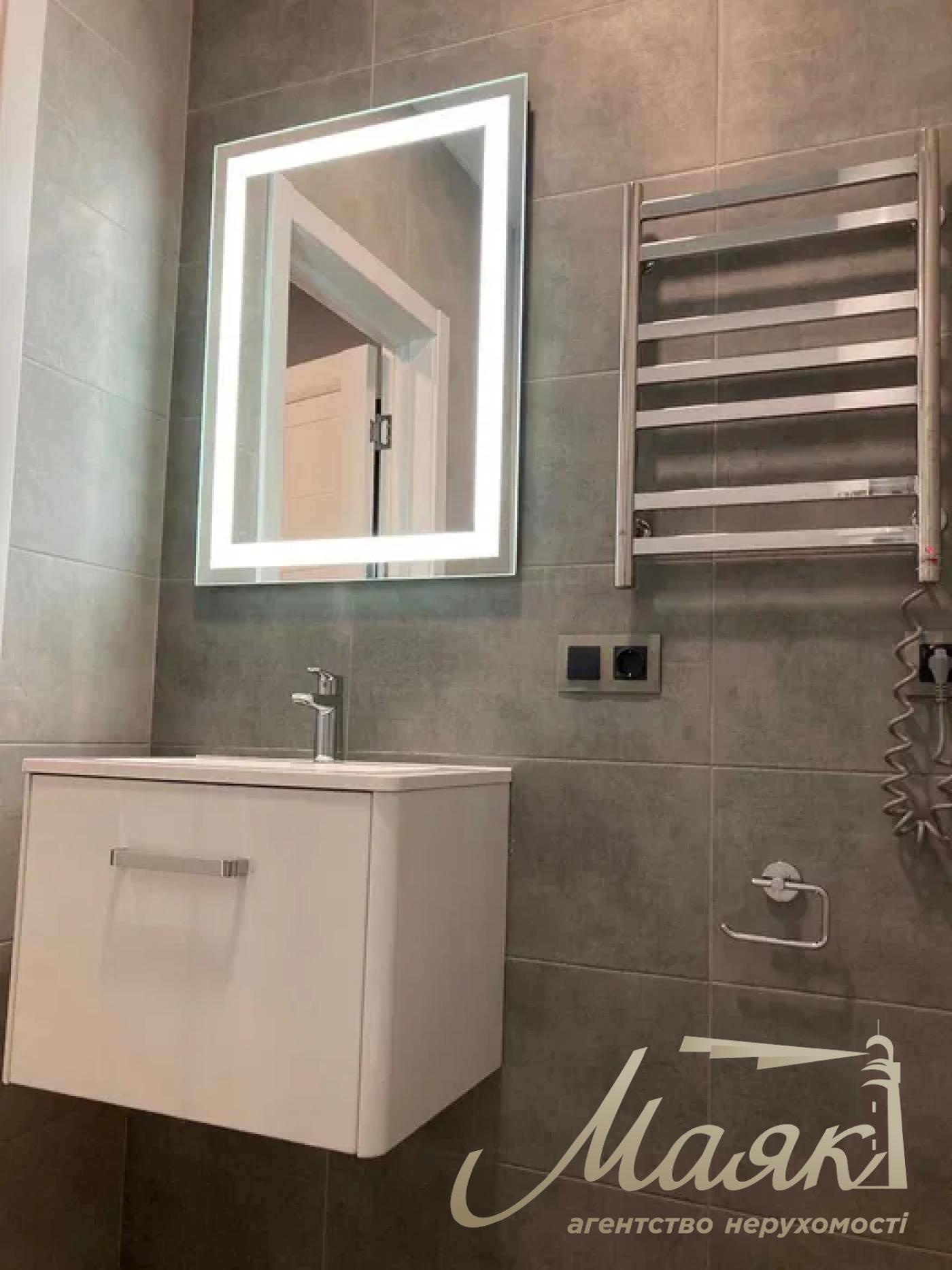 Sale of 2-room apartment, 70m2, residential complex Seven