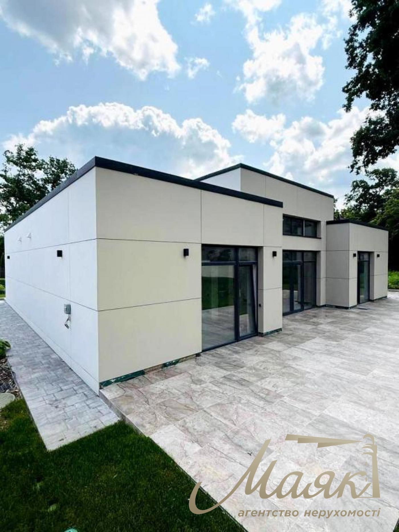 Продаж сучасного будинку 172м2 у закритому КМ Лісники, поруч ліс