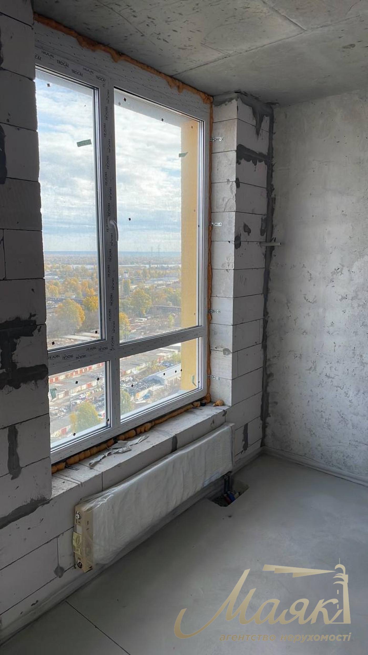 Sale of 3-room apartment in residential complex Svitlo Park, Naddnipryanskoe shosse, Vydubychi