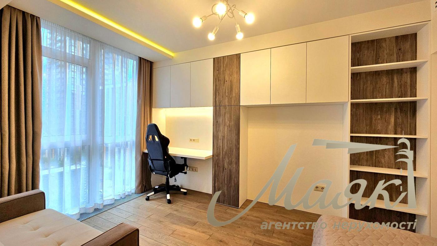 Продажа 3-комнатной квартиры 108м2 у ЖК Французский квартал-2, Печерский район.