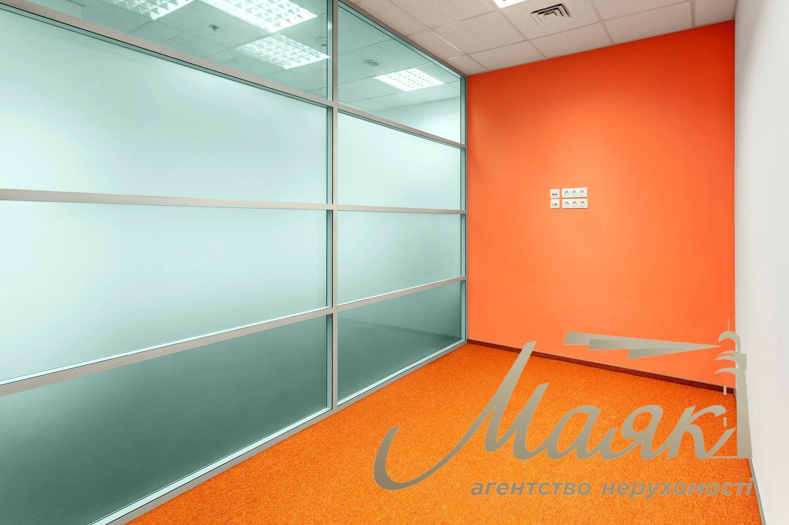 Office for rent 271m2 BC Horizon Park 12 Amosova str. Solomenka