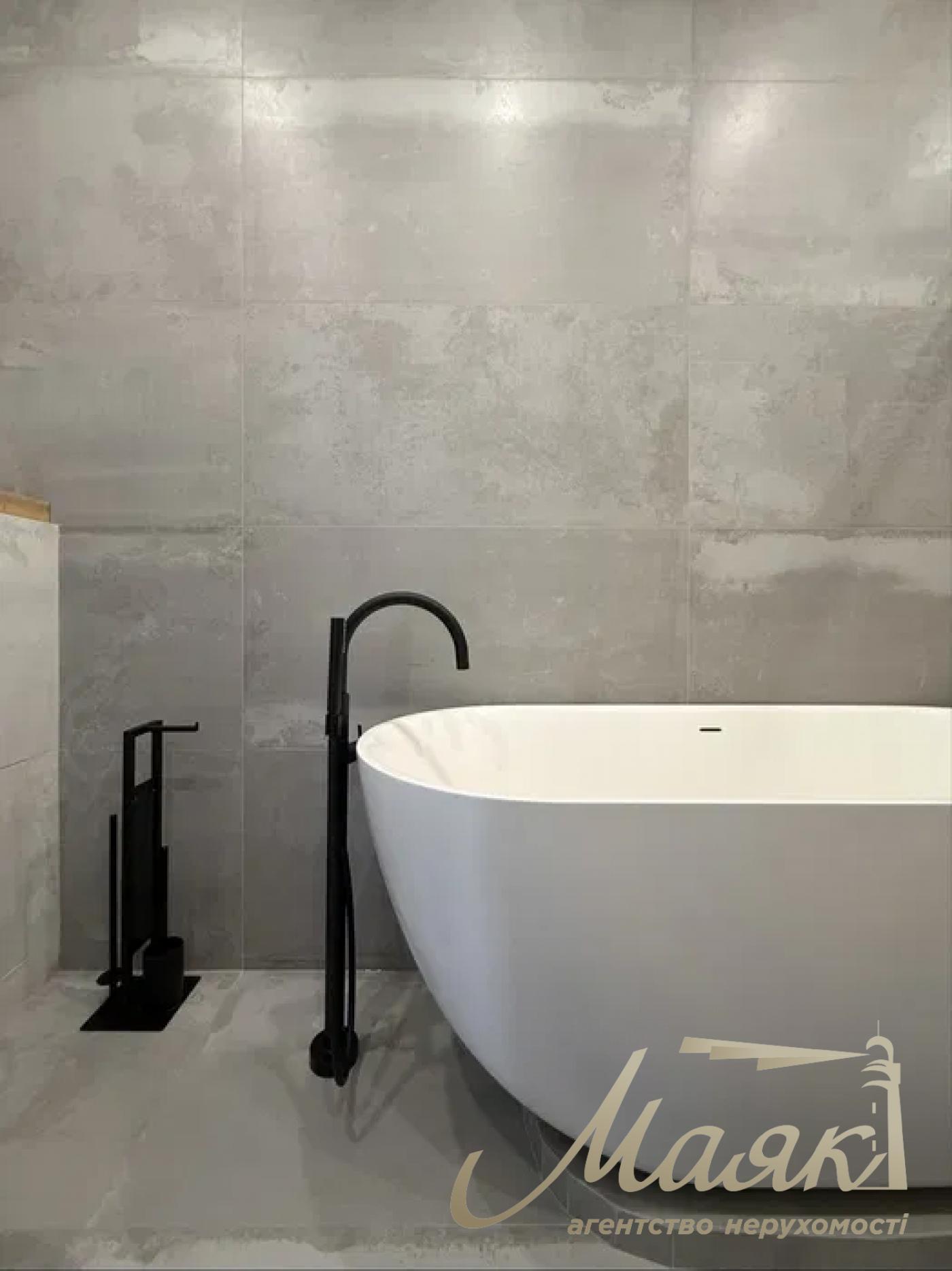 For sale 4k apartment Park Avenue VIP 120m Park Avenue Demeyevskaya Goloseevsky district nr