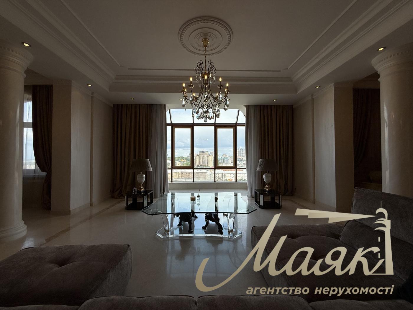 Аренда видовой 3к квартиры 245 кв. м на ул. Паторжинского 14, Центр, Шевченковский район