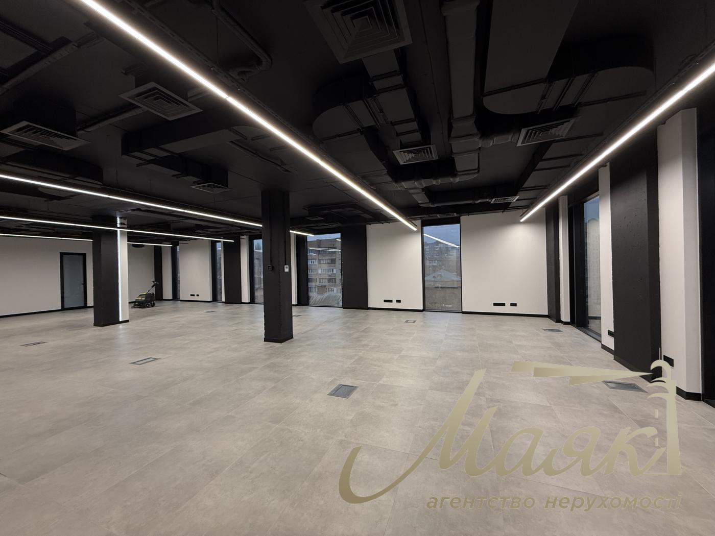 Office for rent 800 m2, BC Gloria Park, Goloseevo
