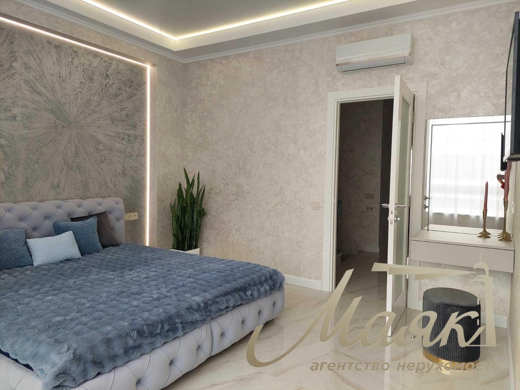 Оренда таунхауса 127м2 з терасою на даху