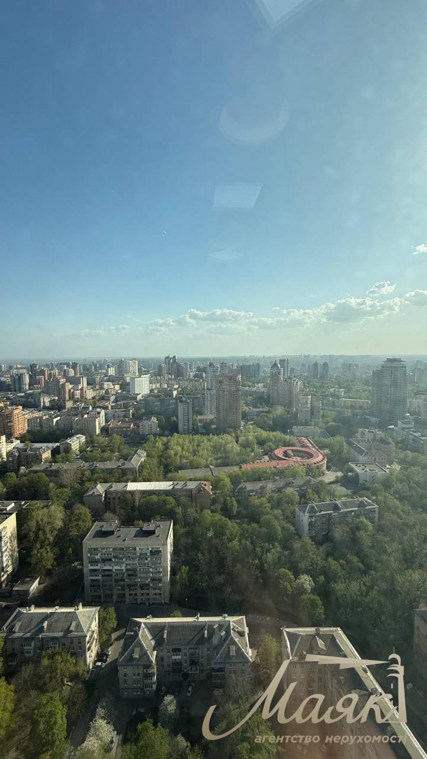 Office for rent 241m2, Klovskyi Spusk, Pechersk, Kyiv, BC Carnegie Tower