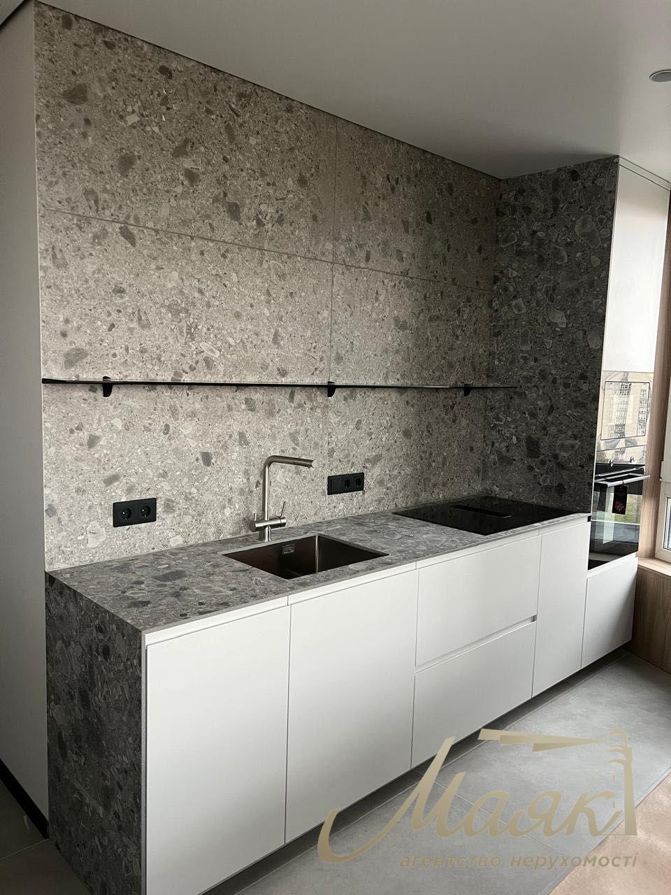 Продажа 2к. квартиры 65 кв.м в ЖК White Lines, просп. Голосеевский