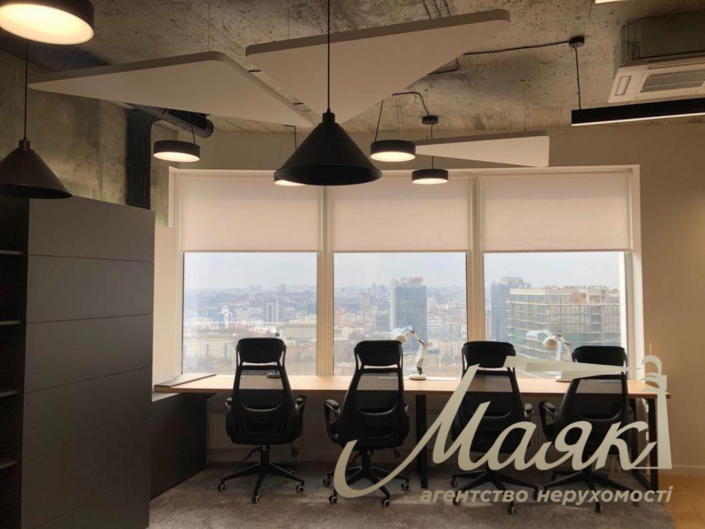 Office for rent 133 sq.m. in Residential Complex Carnegie Tower, Pecherskiy r-n.