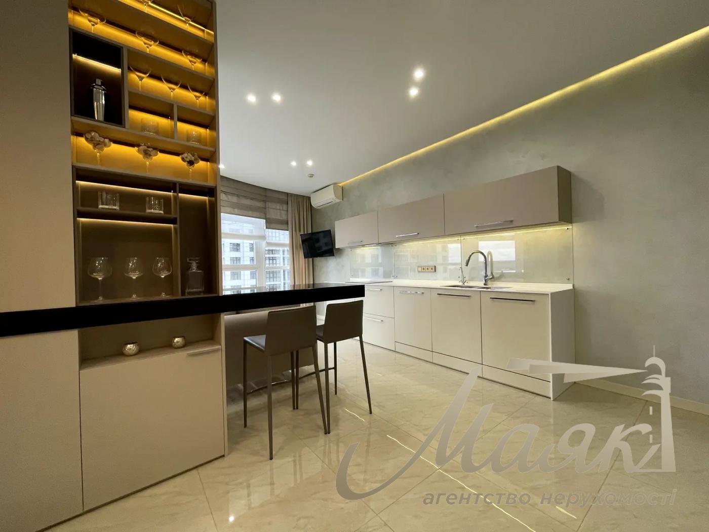 Оренда 4-кімнатної квартир 190 м² ЖК Новопечерські Липки, вул. Драгомирова, 20, Печерський район.