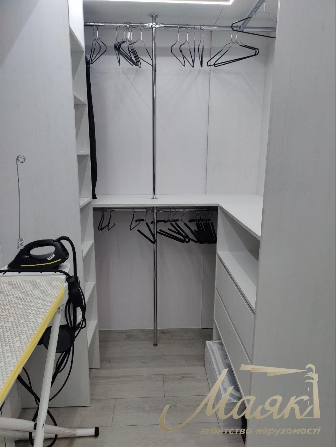 Оренда 2-поверхового дуплексу (140 м²) на Осокорках, за 750 м від «Новуса»