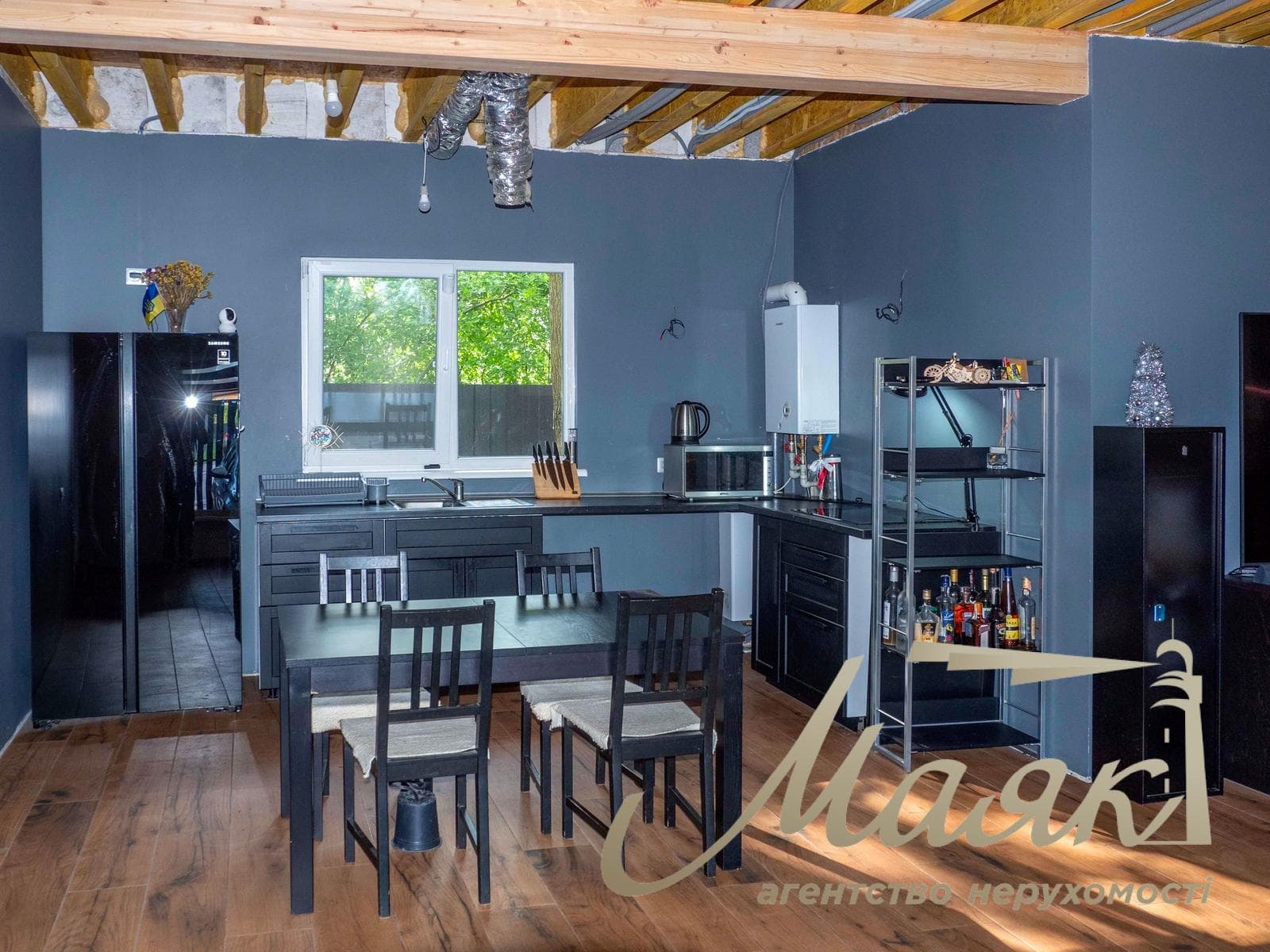 For sale duplex 114m2 in LCD Mallorn, Kryukovshchyna village, Yaroslavskaya street, 5B, Kyiv-Svyatoshinsky district.