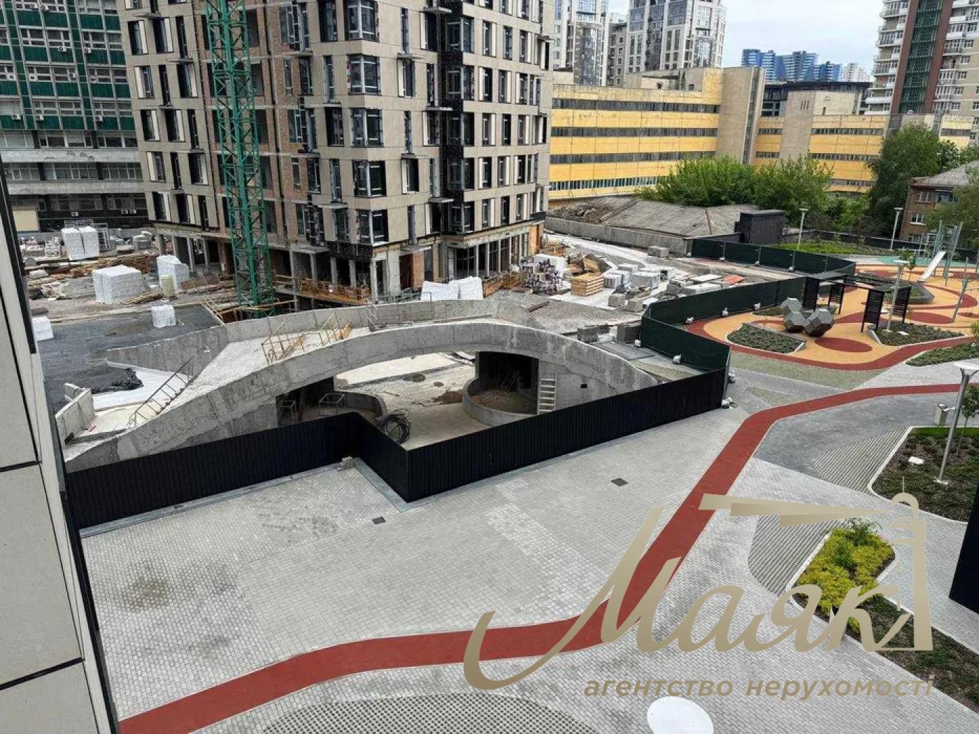 Продажа 4-комнатной квартиры ЖК Тринити, ул. В. Тютюнника