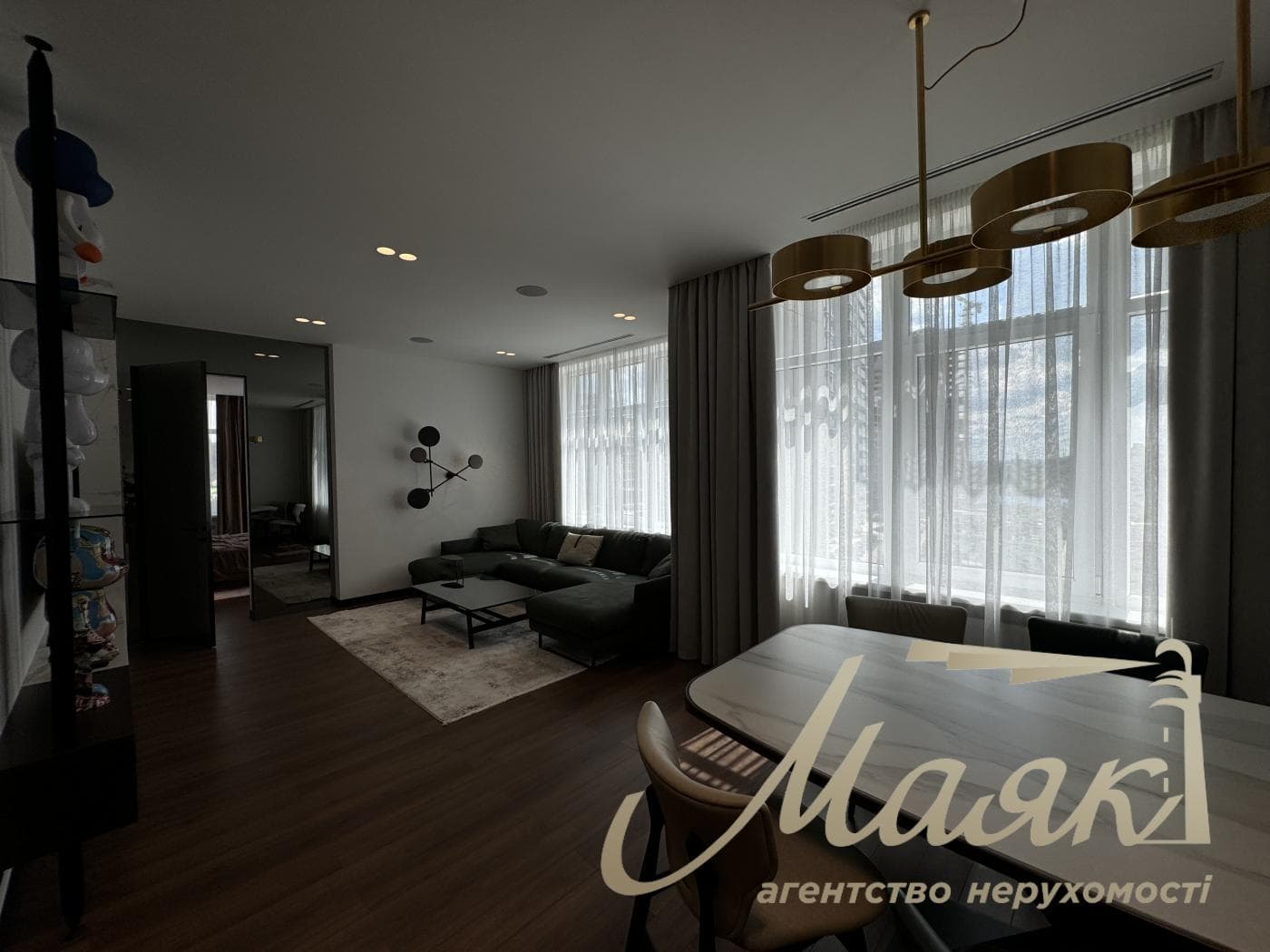 Продажа 3к квартиры 150м2 в ЖК Новопечерские липки, Драгомирова 17, Печерск, Киев