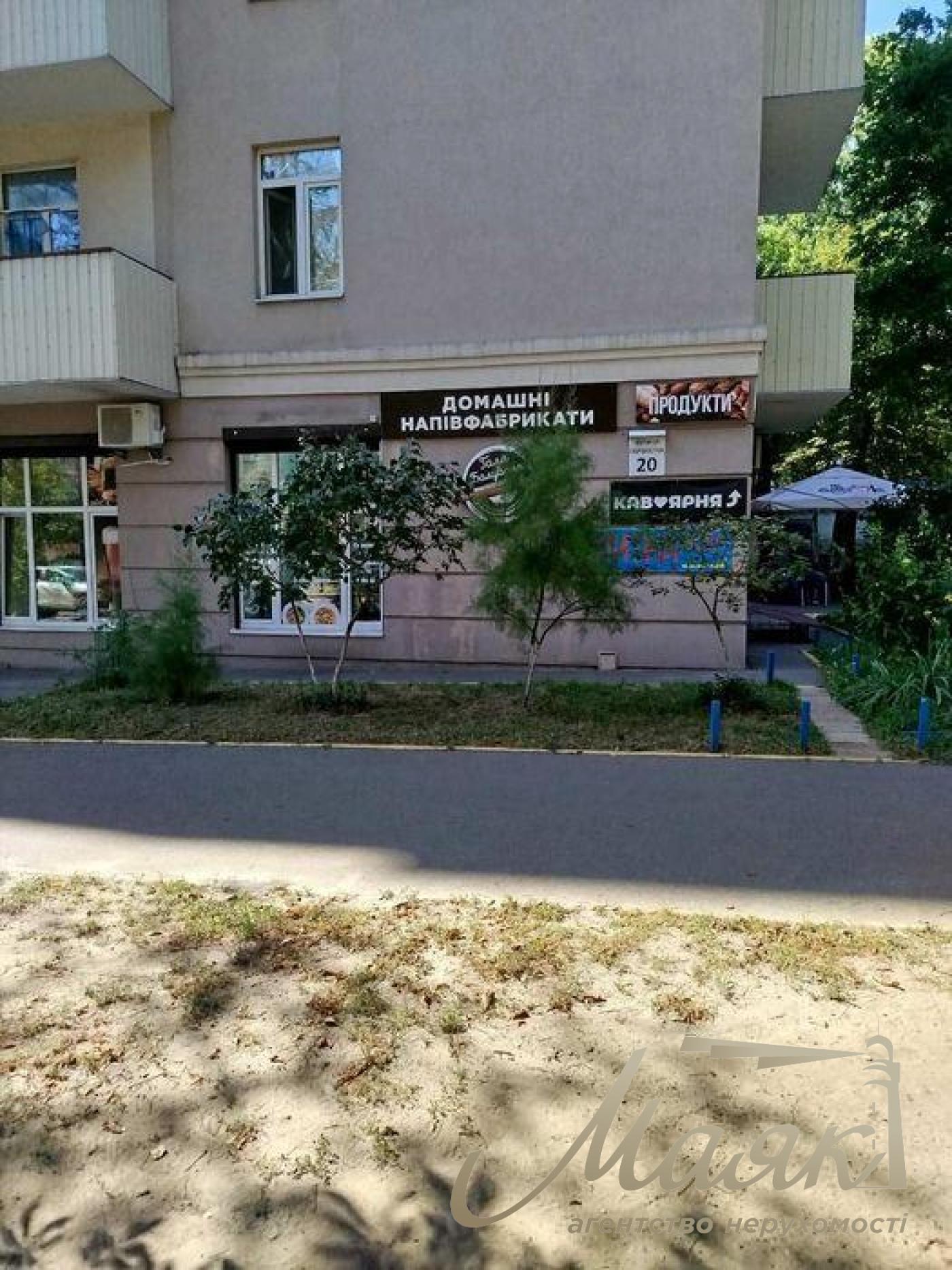 Rent commercial premises on the street Garmatnaya 55.