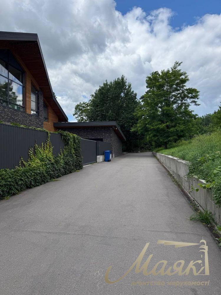 Продаж видових земельних ділянок від 14 до 40 соток у Лісниках, Києво-Святошинський район.