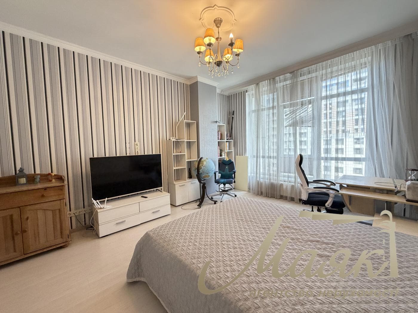 3-Bedroom Apartment for Rent in the Novopecherskie Lipki Residential Complex, Verkholyad Street (Dragomirova)