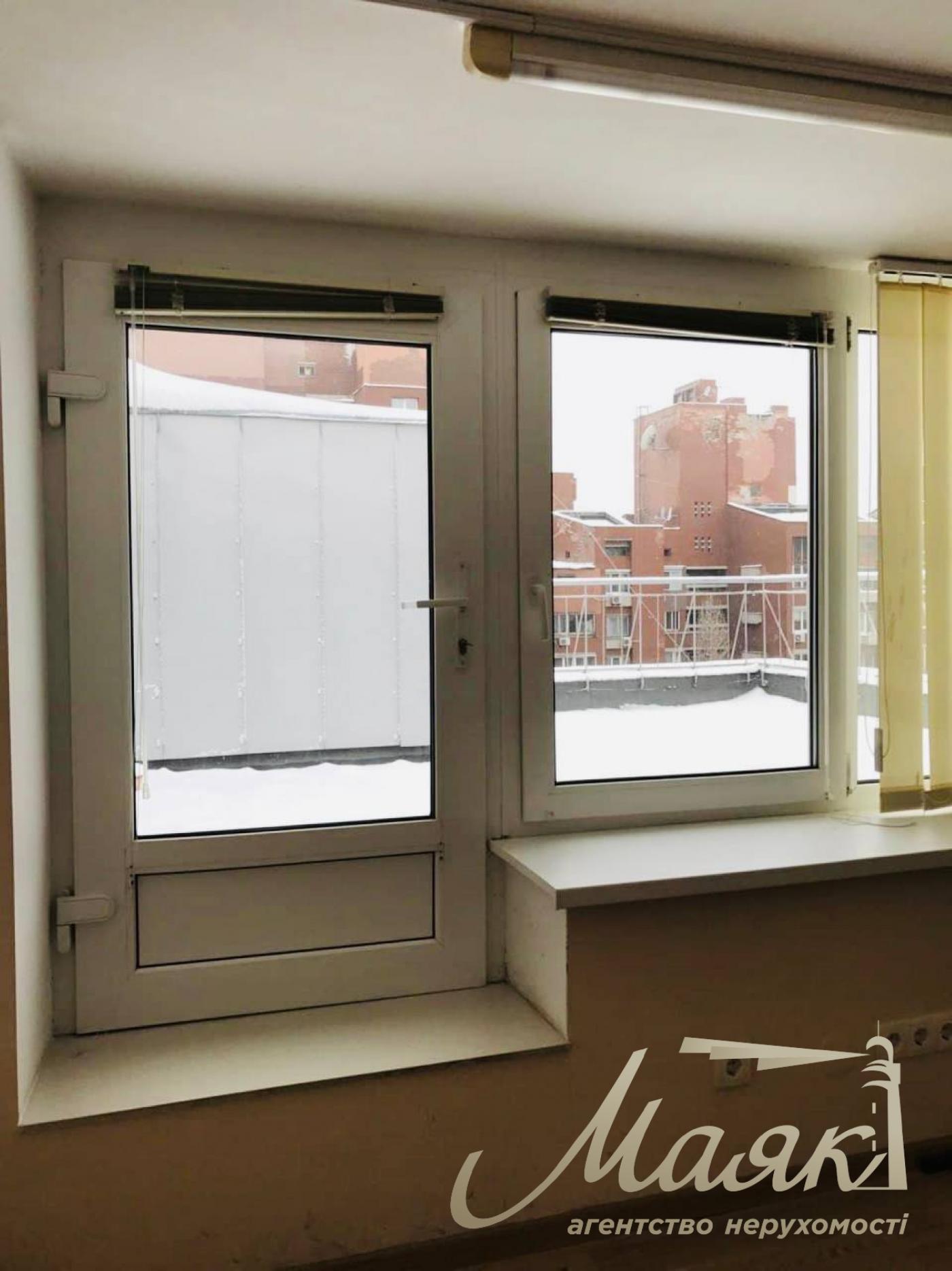 Аренда офиса 258м2 в центре Киева, ул. Антоновича.