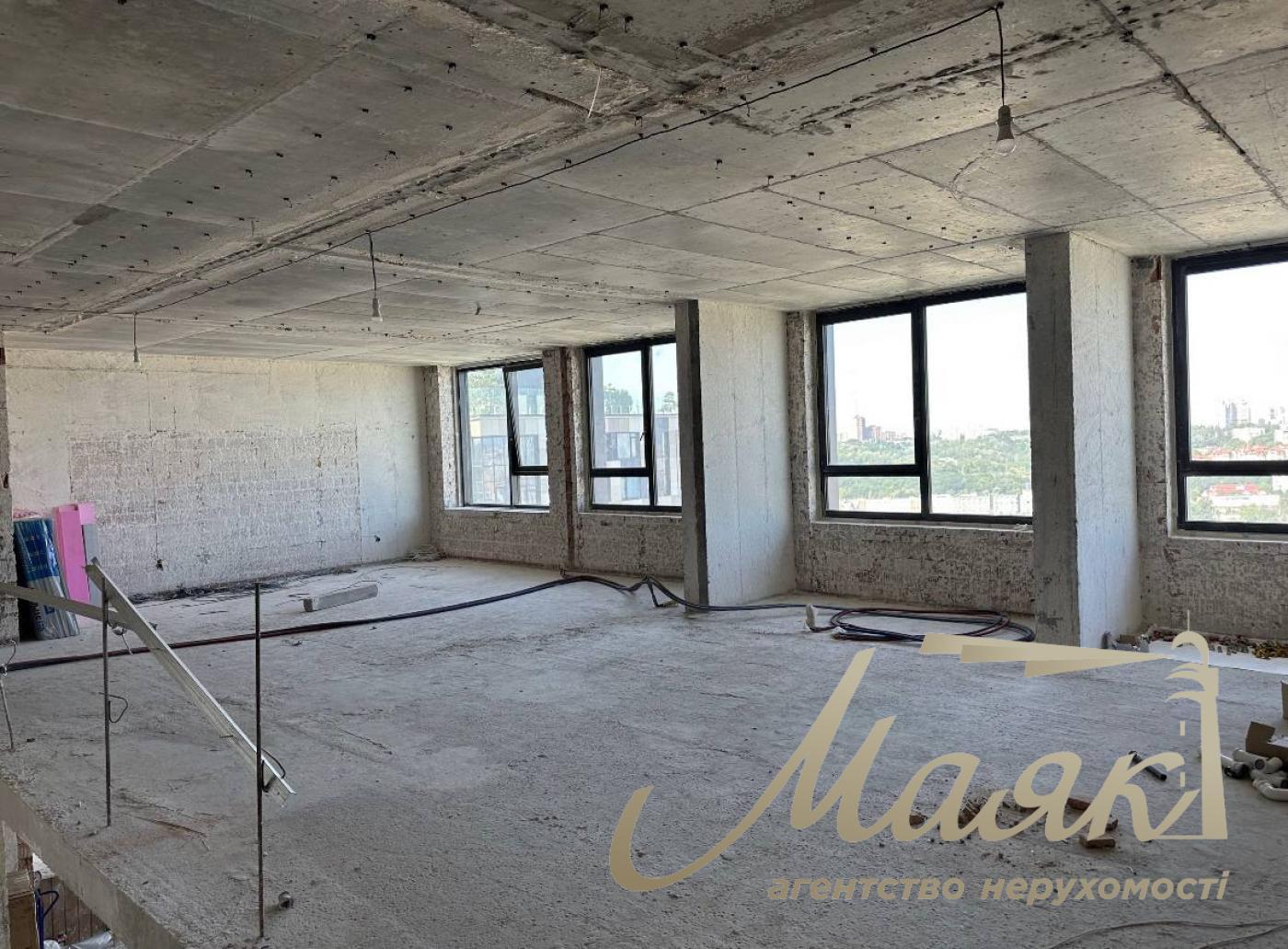 Продаж пентхауса 300м2 ЖК Tetris Hall